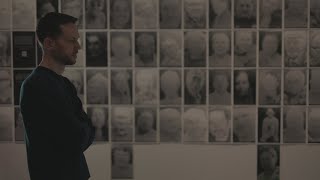 Rafael Lozano-Hemmer: A Crack in the Hourglass, An Ongoing COVID-19 Memorial