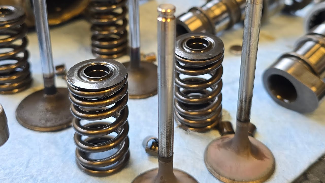 Rodage de soupapes,les Amis. Je vous montre 👉🏻