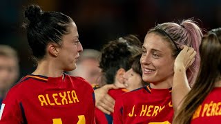 Jenni & Alexia Style