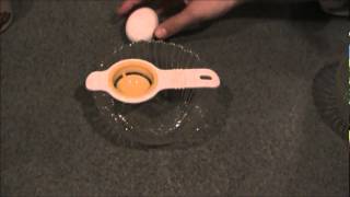 How to Separate Egg Yolks from Egg Whites