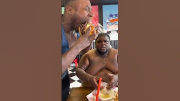 Sharing is caring  @mashedburgers @IAmPhatPapi 652 Anderson Ave Cliffside Park #biggroove #shorts