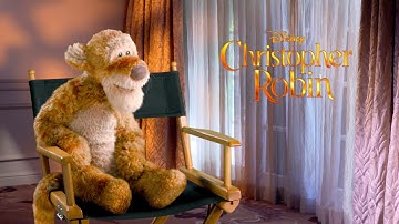 Christopher Robin - Itw Tigger (official video)