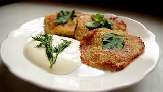 Как приготовить драники .Очень быстро и вкусно. Как приготовить драники .Очень быстро и вкусно.