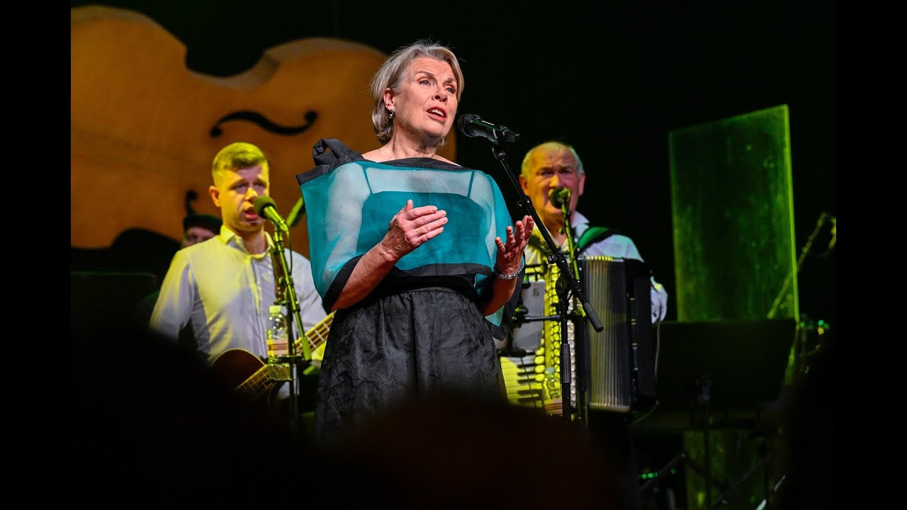 LUŠTNO JE VIGRED - BERNARDA FINK INZKO & Prifarci