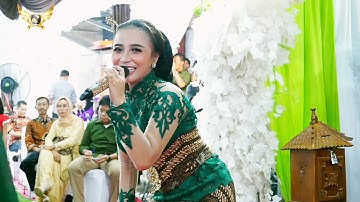 LALI JANJINE - LUNGITING ASMORO VOC. RISCA & PUPUT Campursari SEMAR MULYO