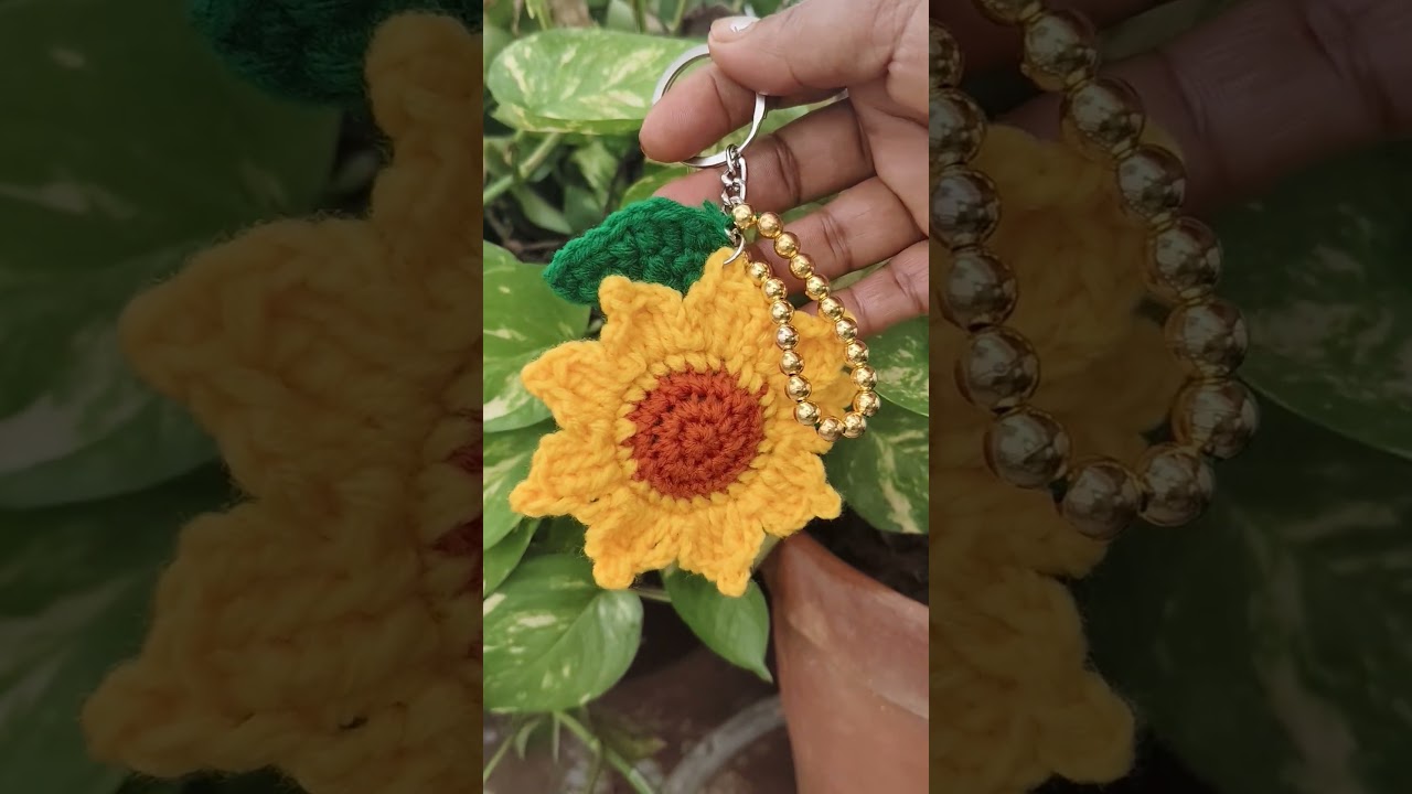 sunflower keyring #crochet 🌻🌻🌻🌻 - YouTube