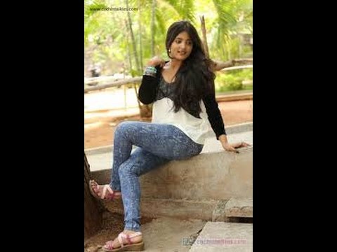 Ulka Gupta Hot Scenes