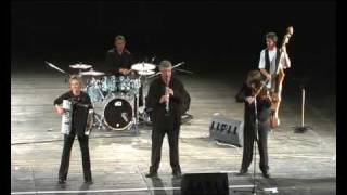 Video voorbeeld van "Budapest Klezmer Band - Sirba - live"