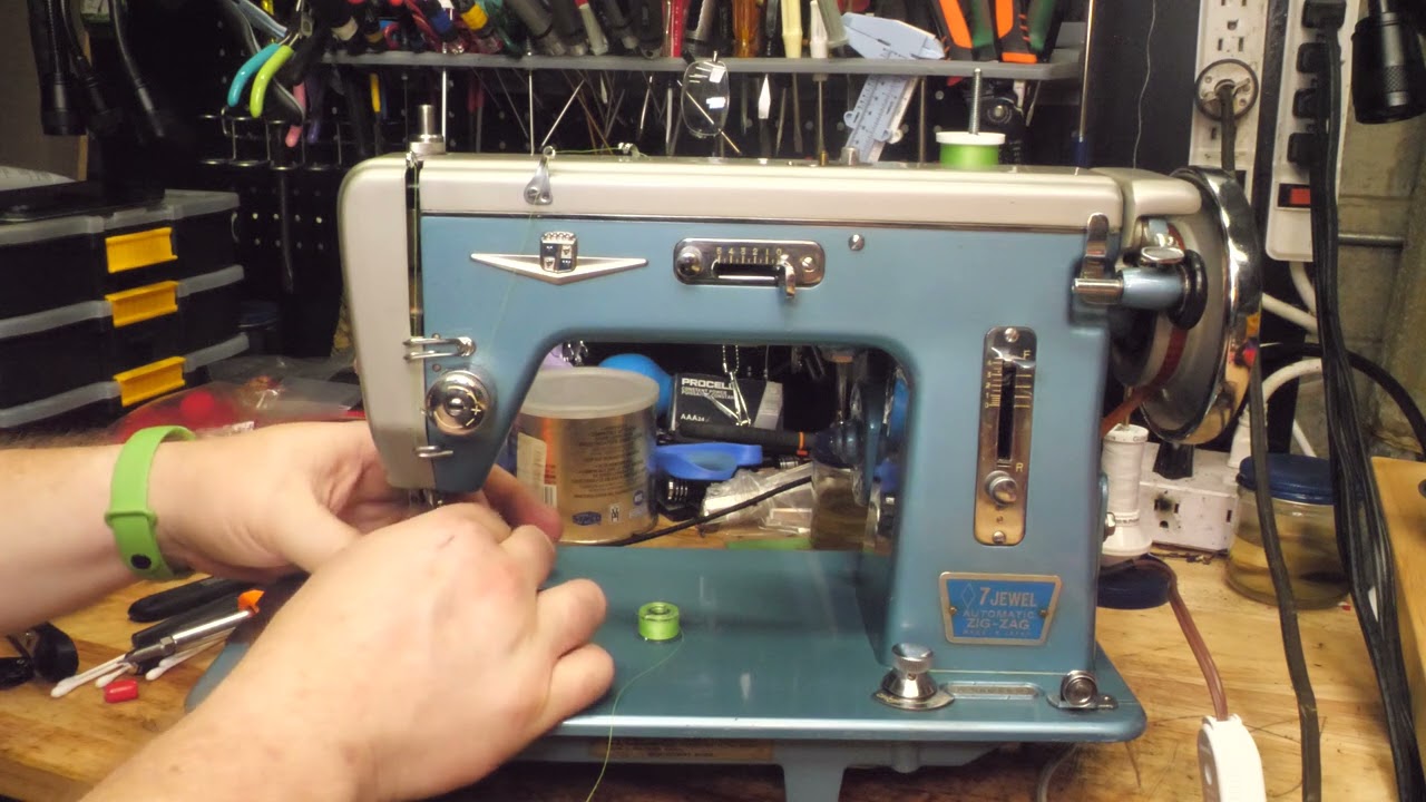 Montgomery Ward 7 Jewel (URR 988) Threading - YouTube