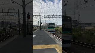 南武支線205系W4編成尻手駅到着するシーン