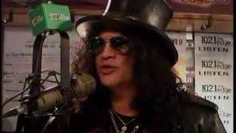 Slash visits 102.1 the edge