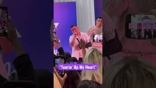 😎 new* Chris Kirkpatrick sings “Tearin’ Up My Heart” with O-Town   #nsync #otown #boyband #music