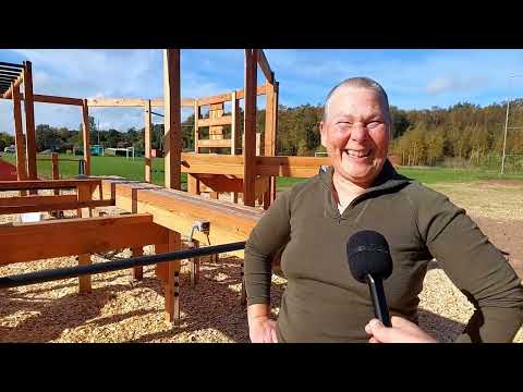 Ålands Radio reports on the outdoor gym built by Folkhälsan in Vårdö and Vårdö’s sports association at the football field in Vårdöby. Published on 28 September 2026, the piece shows a recent local recreation project and describes the reporter’s visit to see how it works. It adds a present-day community angle to the landscape tour and habitat film, without promising visitor access or staffed facilities.