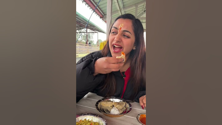 Teekhi Mirchi🌶️🥵 #shorts #trendingshorts #momos #foodlover #comedy #viral #meghachaube