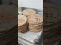 Bulk quantity mein aloo aur paneer parathe