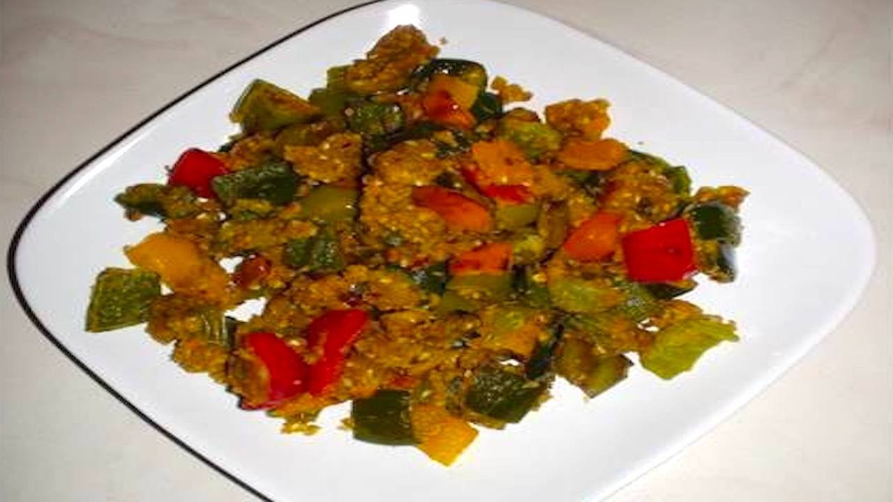 Besan Simla Mirch Masala sabji Video Recipe- Capsicum or Bell pepper stir fry | Bhavna