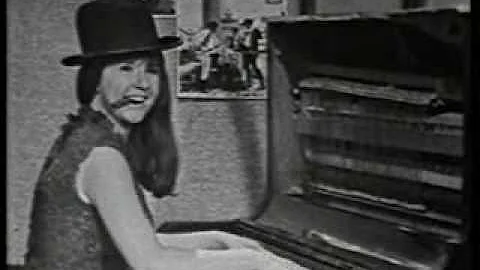 The Seekers 1966 - 'Whistling Rufus' - Judith Durham on Piano.