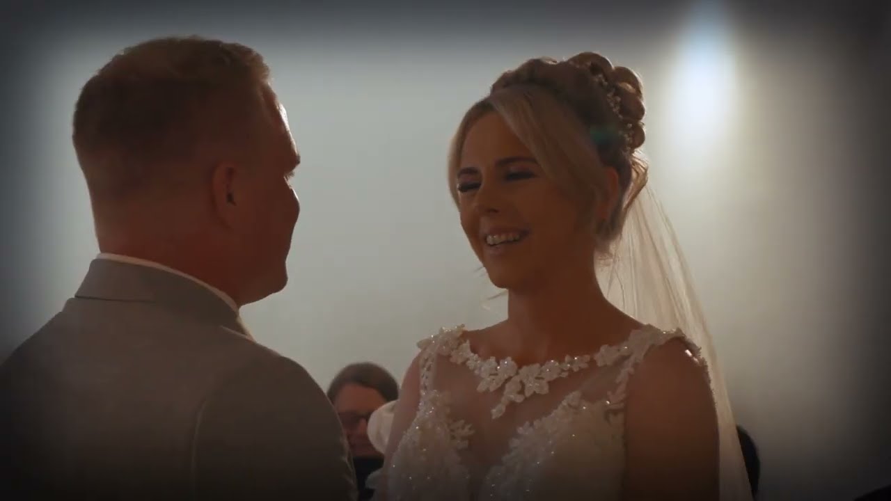 Real wedding | Two doors down | Your Sussex Wedding 101