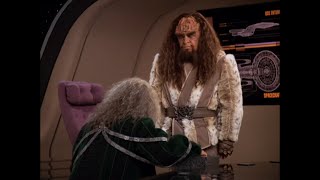 Worf Proposes to Make Kahless Emperor (TNG: Rightful Heir)