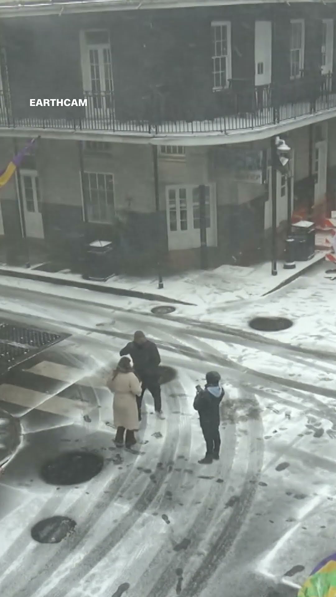 Timelapse shows snow cover Bourbon Street in New Orleans