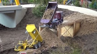 http://www.rc-world.org/ RC Construction Site / Bridge Building with Trucks, Dozer, Dumper on the truck parcours of the "IG 