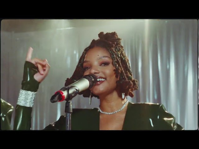 Chloe x Halle Perform “Don’t Make It Harder On Me” Live on the Honda Stage class=