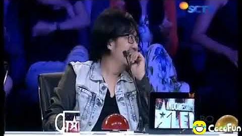 Awalnya diremehkan dan ditertawakan juri penonton...tapi endingnya kagak....