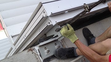 Unitized Glass Lifting and Installation.