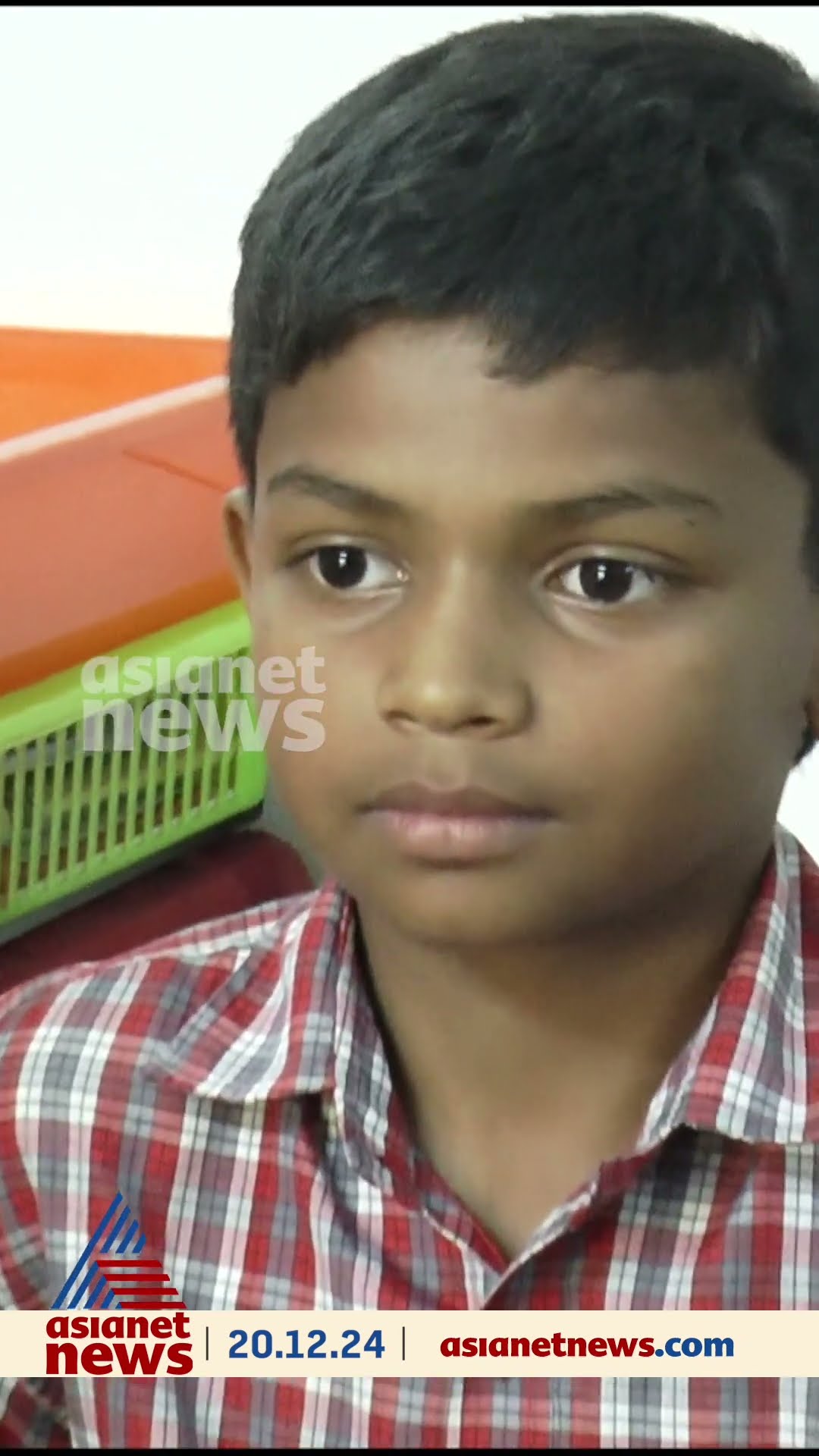 ഇത് കുഞ്ഞ് സിദാൻ... ഷോക്കേറ്റ് പിടഞ്ഞ കൂട്ടുകാരുടെ ജീവൻ രക്ഷിച്ച ഹീറോ സിദാൻ