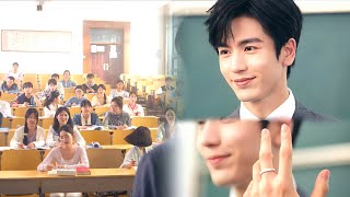 霸總被美女要求聯絡方式，他直接亮出婚戒高調炫妻，惹得眾人羨慕不已！#爱你 #张凌赫 #徐若晗 #霸总 #爱情