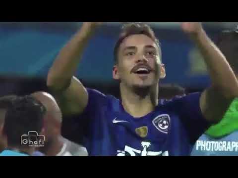 كارلوس ادواردو هلا باللي عجزت ألقى عذاريبه