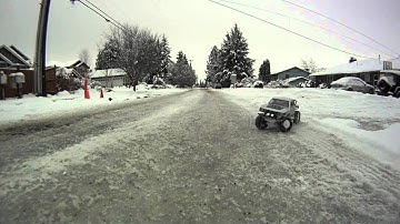 Axial SCX10 Playing Around in the Snow