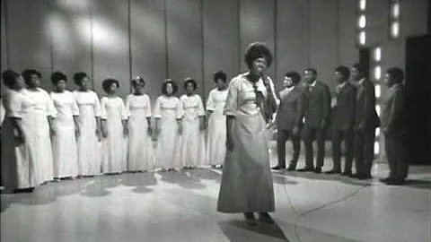 The Lord Is Blessing Me - Loretta Oliver