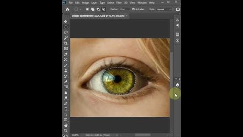 How to Change Eye Color in Photoshop | Easy & Quick |