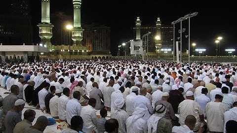 الشيخ أبوبكر مومني يحاكي الشيخ محمد أيوب رحمه الله في أروع تلاوة من سورة الملك