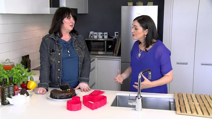 Monique Bradley Interviews Domestic Diva Alison Le...