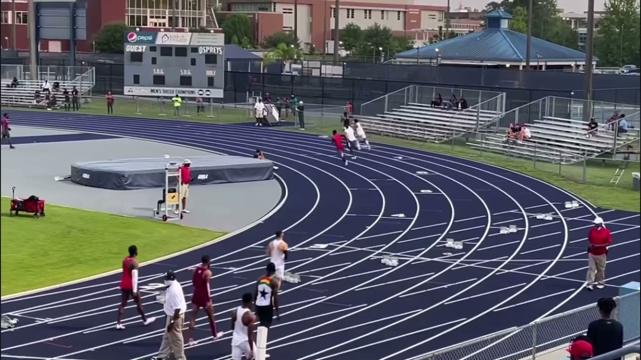 Divine Oduduru 19.88 200M  UNF Invitational