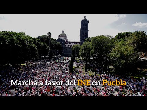 Marcha a favor del INE en Puebla