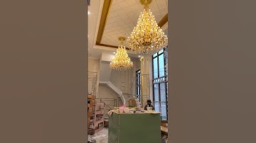 Phào chỉ Hiwood dát vàng cao cấp cho nhà hàng tiệc cưới #phaochipu #nhadep #trangtrinoithat