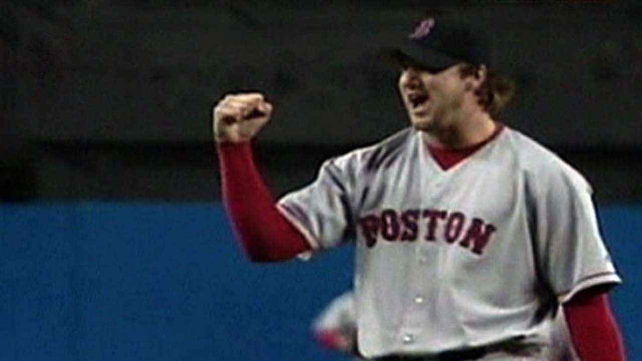 ALCS Gm7: Derek Lowe comes up big for the Red Sox 