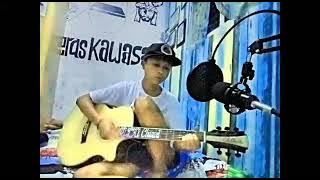 Download lagu JRX.(kuat kita bersinar) cover.by Rizki maulana...