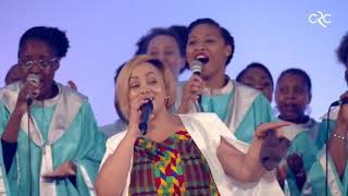 Video thumbnail of "You love me - Mahalia Buchanan et Total Praise"