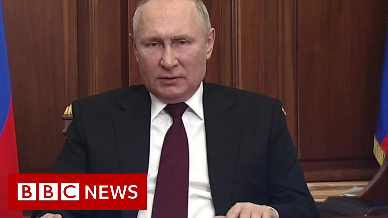 Putin recognises Ukraine breakaway regions as independent, sparking Russian invasion fear - BBC News