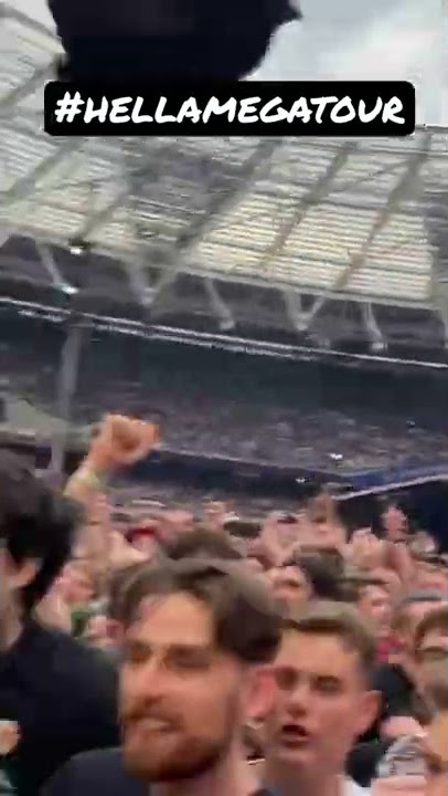 Fall Out Boy - Thnks fr th mmrs - live at London Stadium