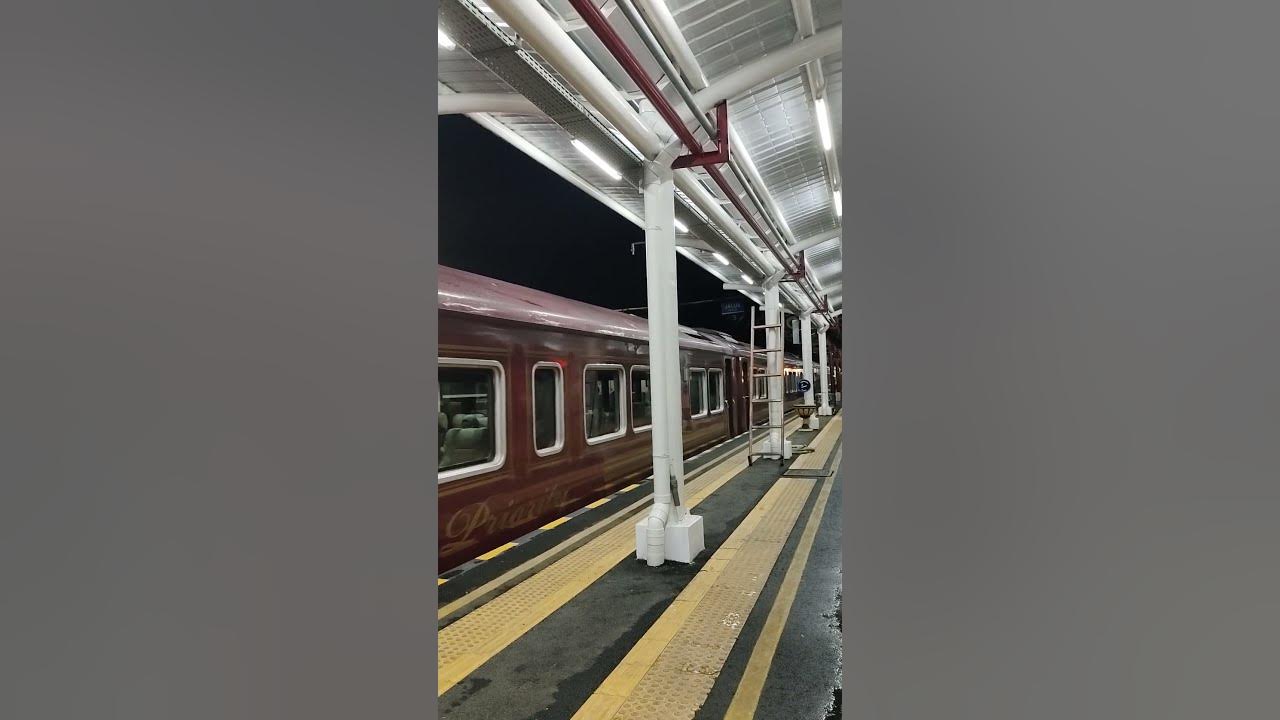 Rangkaian Kereta Api Java Priority Rute Jakarta Yogyakarta Kembali ...