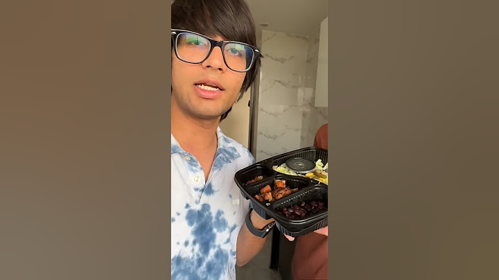 Veg Khana Mangaya Or NonVeg Aagya 😳 #souravjoshivlogs #shorts #trending #viral #youtubeshorts