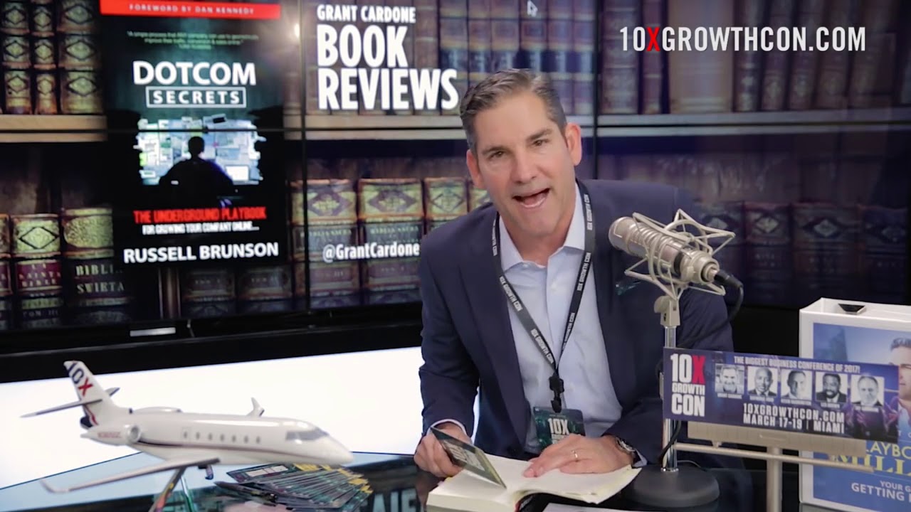 DotCom Secrets Book Review : Russell Brunson's Best Seller‎