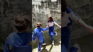 Así bailan guaracha en los colegios de Medellín