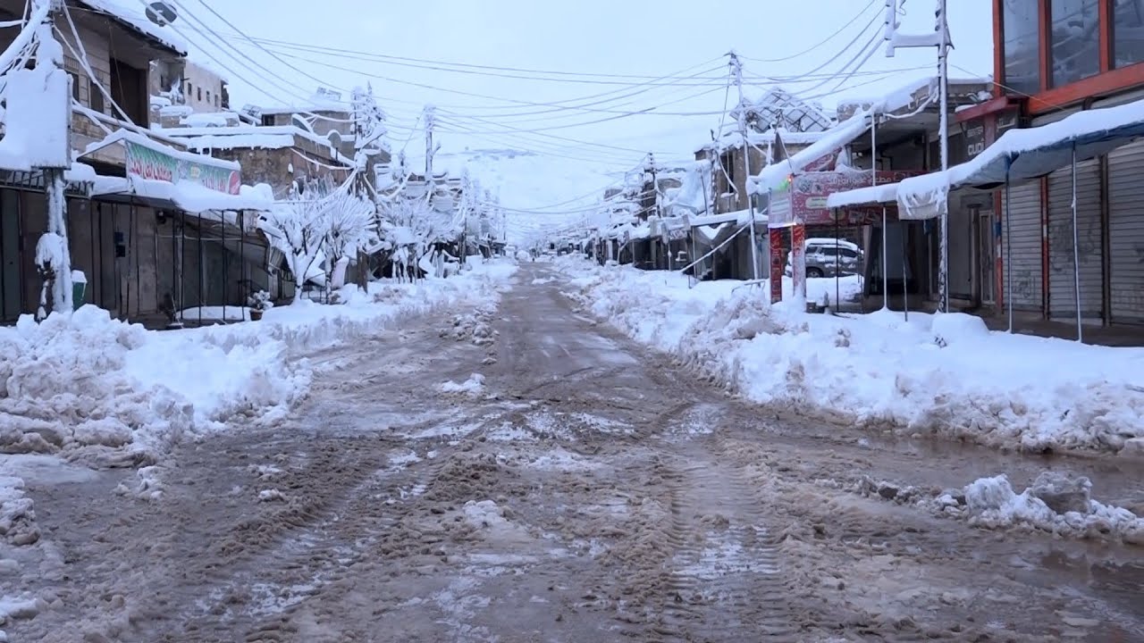 انقطاع الطرق الرئيسية المؤدية لناحية راجو شمالي عفرين بسبب تراكم الثلوجتقرير