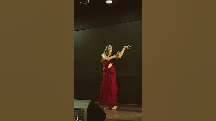 College Fest Dance🔥 | Indian Girl | Sanya Vijay | Chammak challo | University  #bollywood #dance